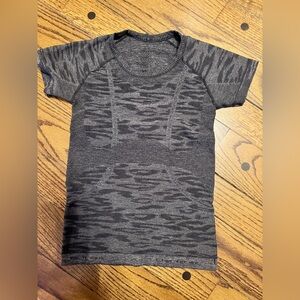 Eq riding shirt/DUP lulu